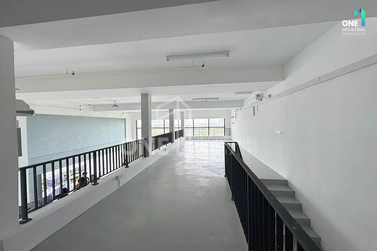 Bukit Raja Ramp-Up Factory for Sale | Freehold 1.5 Storey